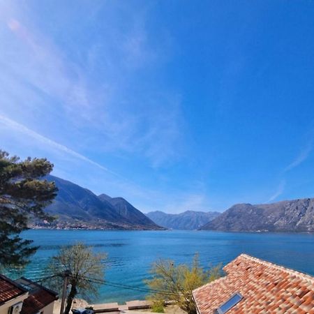 Lovely Apartment Jovan 3,With A View Of The Bay And Free Wi-Fi Kotor Exterior photo