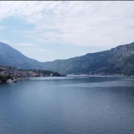 Lovely Apartment Jovan 3,With A View Of The Bay And Free Wi-Fi Kotor Exterior photo