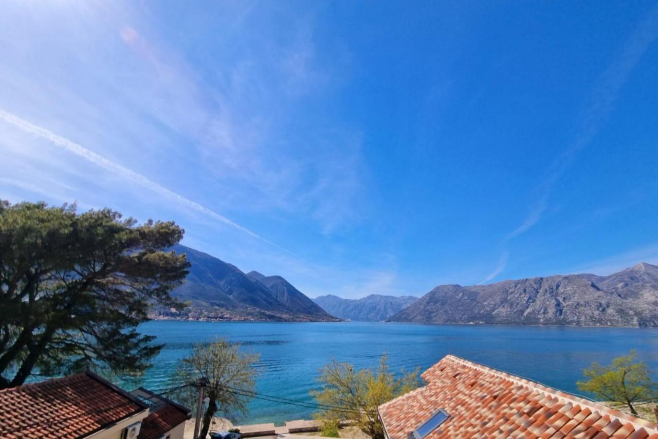 Lovely Apartment Jovan 3,With A View Of The Bay And Free Wi-Fi Kotor Exterior photo